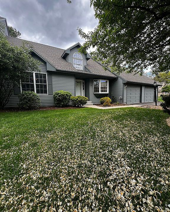 25 Dartmoor, Enfield, CT 06082 Zillow