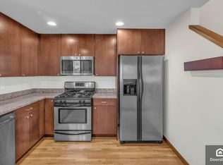 5933 California Ave SW APT A, Seattle, WA 98136