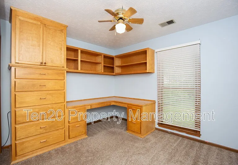 1430 Lokey Dr — Photo 18