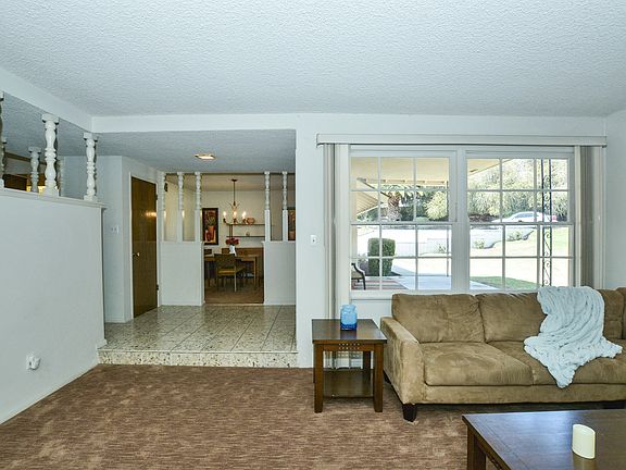 4th image of 12635 Ocaso Ave