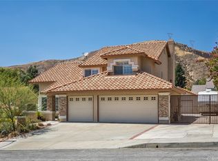 28687 Darrow Ave, Santa Clarita, CA 91390