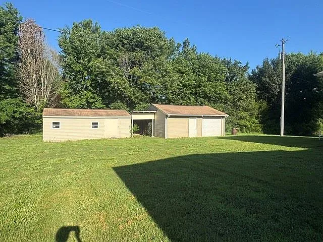 5677 Bentley Rd — Photo 23