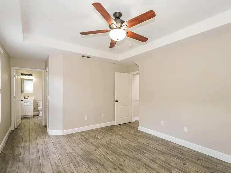 18034 Birdwater Dr — Photo 11