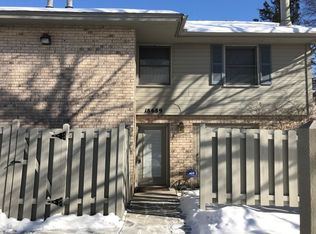 18689 Clear View Ct, Minnetonka, MN 55345