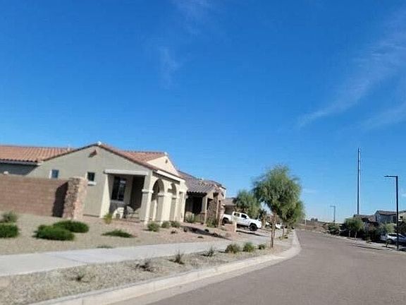 4th image of 16791 W Canterbury Dr
