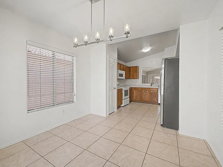 6602 W Desert Hollow Dr — Photo 12