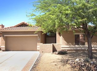 7423 N Thoreau Dr, Tucson, AZ 85743