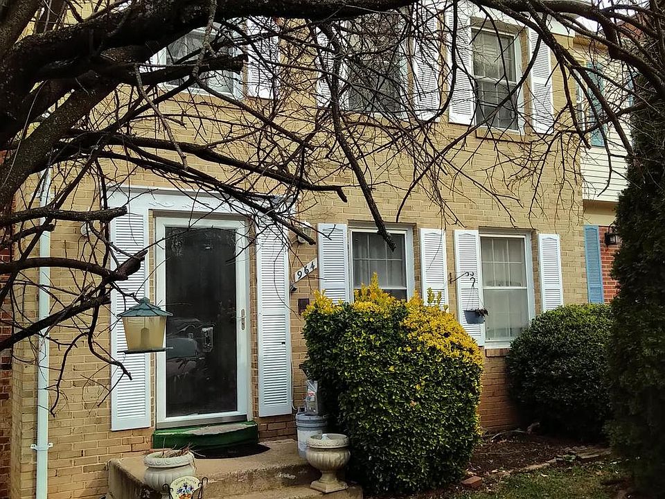 1st image of 964 Holborn Ct