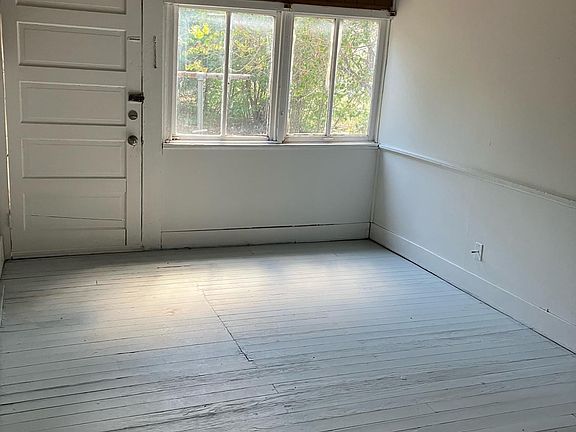 5th image of 210 Eads Ave APT 2