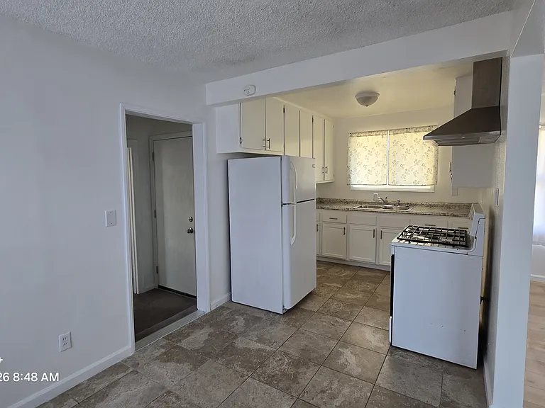 144 E Avenue Q — Photo 17