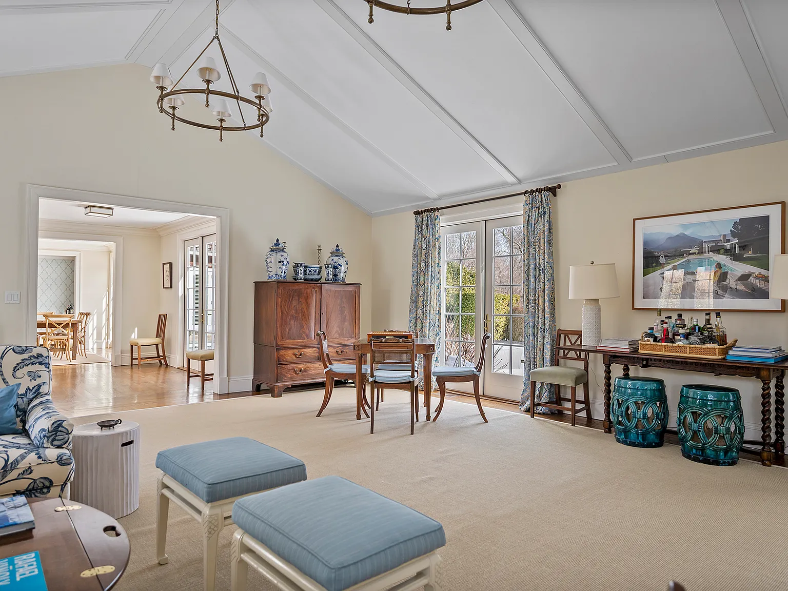 A Classic East Hampton Summer - Moments to the Village & Beaches — Photo 4