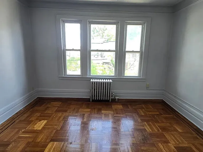 32-34 Kenmore Ave #202R — Photo 7