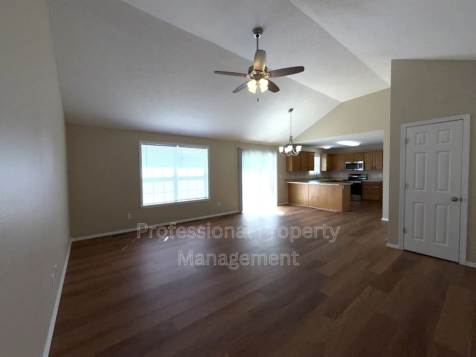 3 bed, 1529 sqft, $1,750 — Photo 2