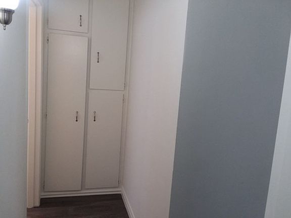 3rd image of 14430 Magnolia Blvd APT 17
