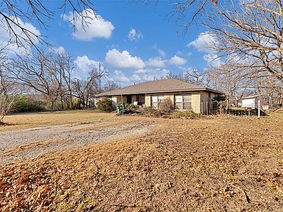 4th image of 701 Keaton Rd S