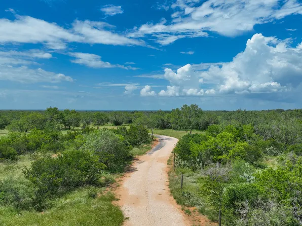 3128 CR 307, Jourdanton, TX 78026