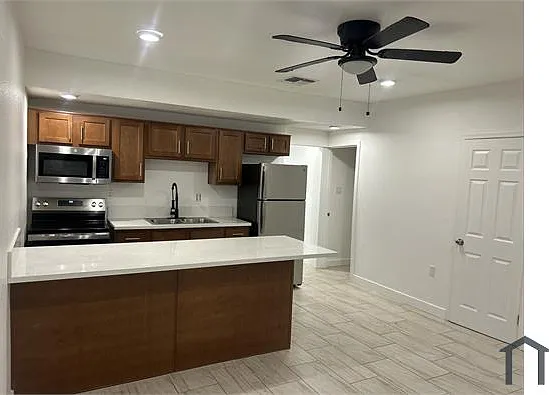 2719 W Maryland Ave — Photo 19