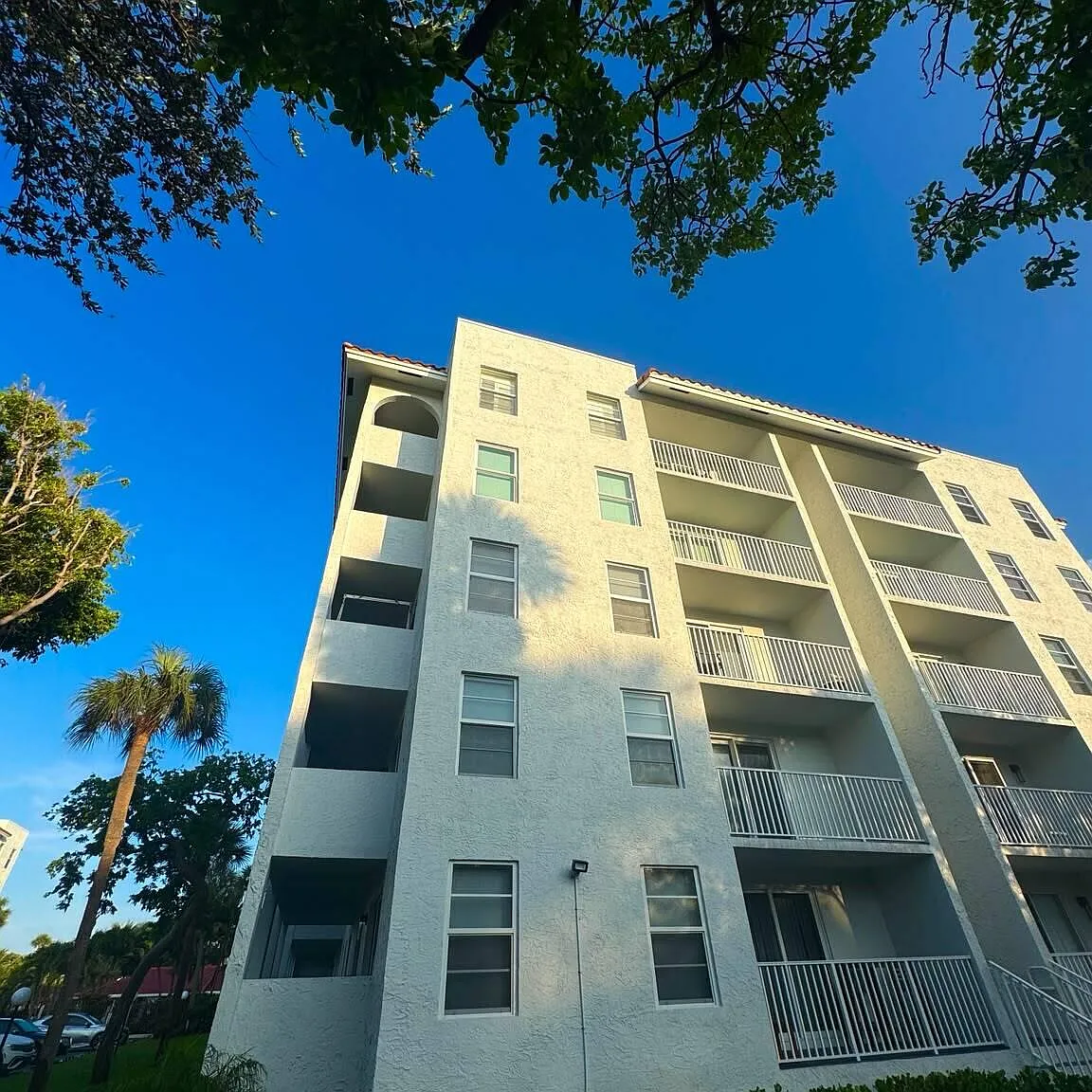 2 bed, 2.0 bath, 1170 sqft, $3,500 — Photo 4