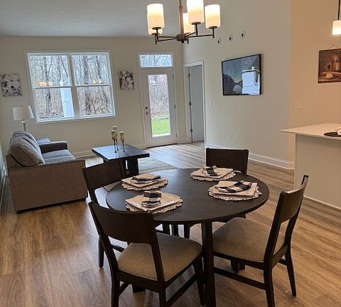 5th image of 6217 Blossom Ridge Cir