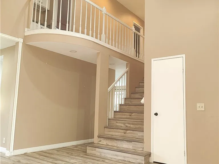 6953 Saddleback Pl — Photo 7