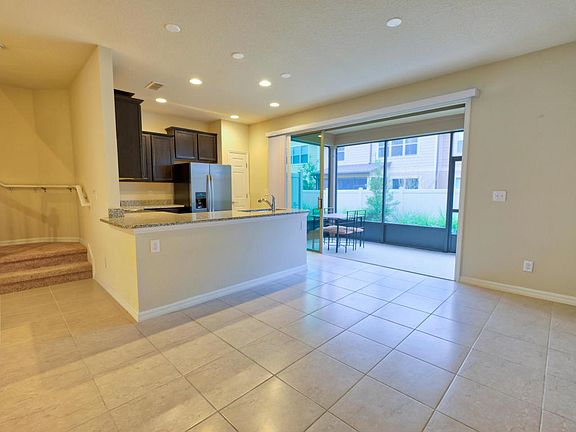 4th image of 7039 Buroak Ct