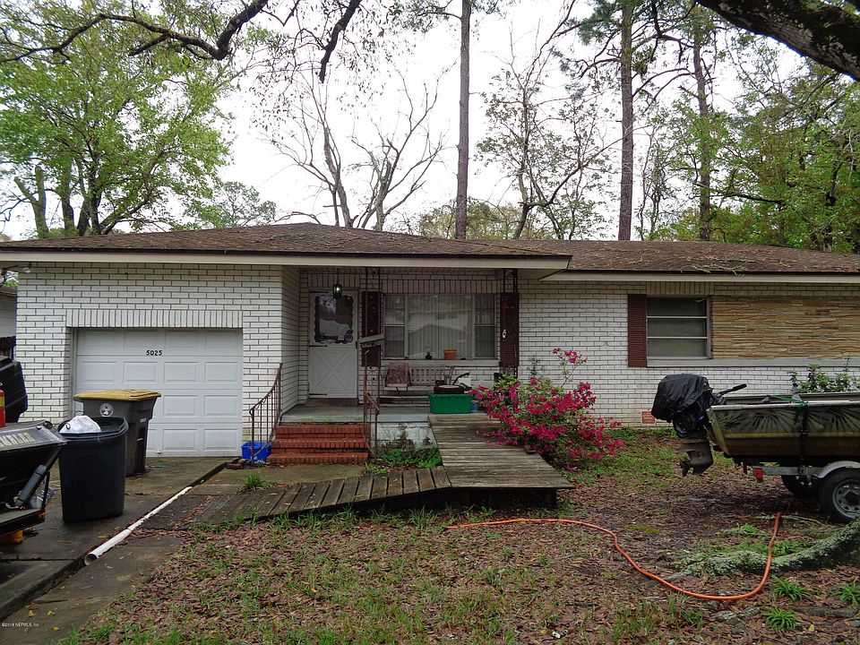 1st image of 5025 Romilly Dr E