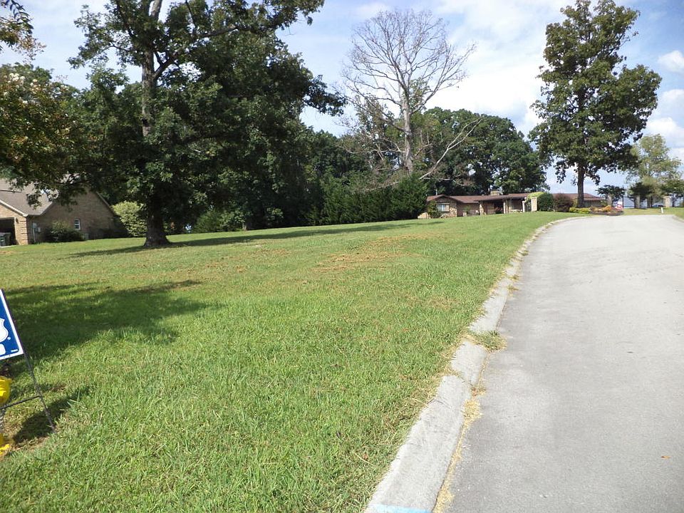 1st image of 1703 Spencer Dr