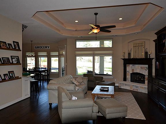 3rd image of 11734 E Grand Pond Ct
