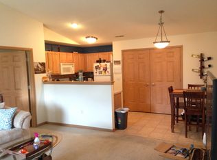 6746 100th Pl UNIT B, Pleasant Prairie, WI 53158