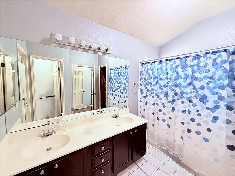 2805 Feathercrest Dr — Photo 16