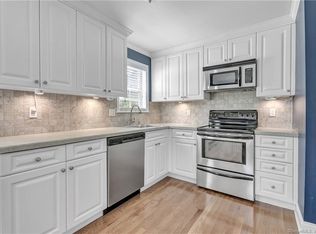 168 Highview Ave APT A, Stamford, CT 06907