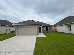 303 Cainwood Ct, Carencro, LA 70520