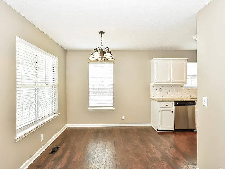 142 S Birchwood Dr — Photo 7
