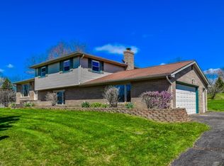 8871 Rue Susan St, Louisville, OH 44641