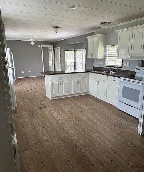 5158 Carriage Rd #24 — Photo 4