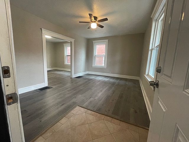 1st image of 1305 9th St APT 1