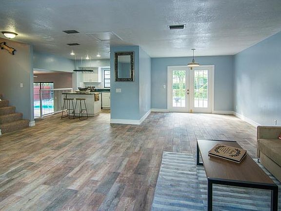 2nd image of 15602 Gardenside Ln