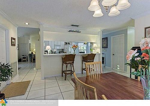 3rd image of 14461 Fairfax Pl