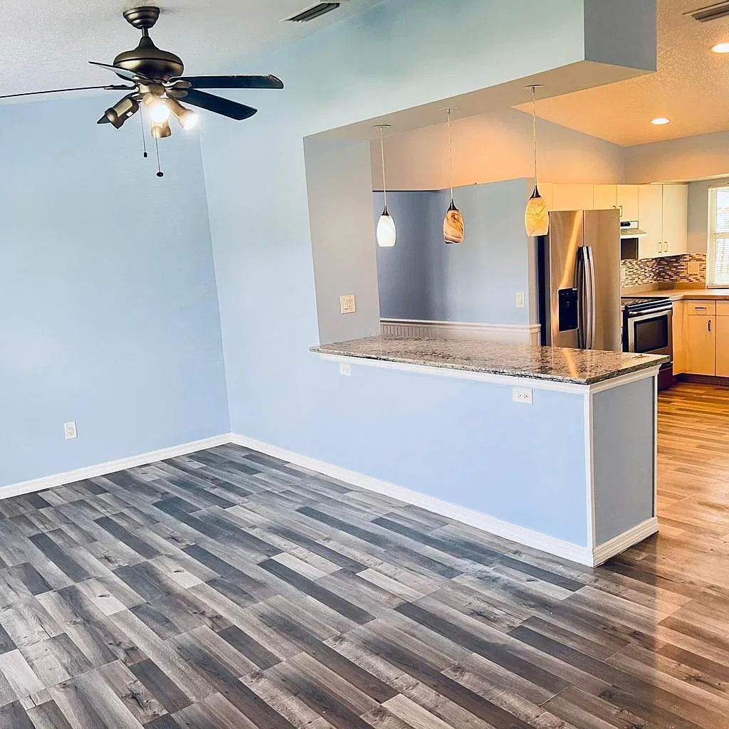 4 bed, 2.0 bath, 1499 sqft, $2,500 — Photo 3