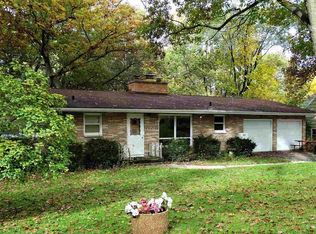 4222 Mandrake Rd, Madison, WI 53704