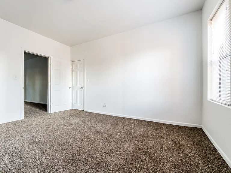 7801 S Cornell Ave 1637-39 E 78th Chicago, IL 60649 — Photo 6