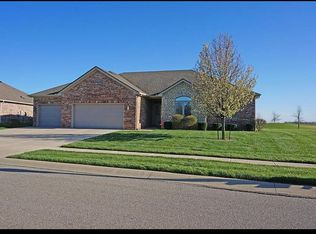 1107 Constitution Dr, Edinburgh, IN 46124