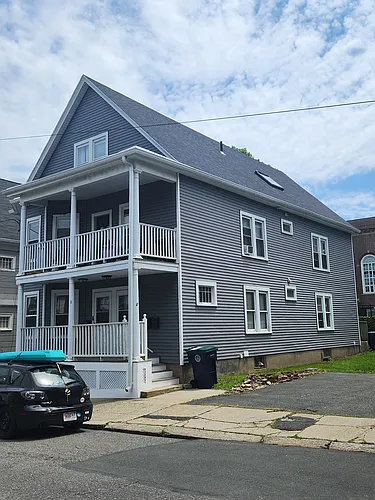 2 Chase St #1 Photo 1
