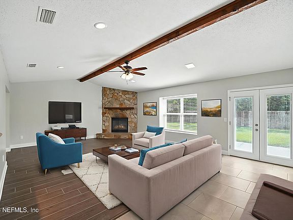 3rd image of 2409 BALSAMWOOD Court