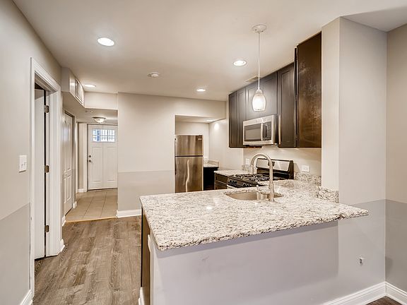 4th image of 2312 S Seeley Ave Unit G