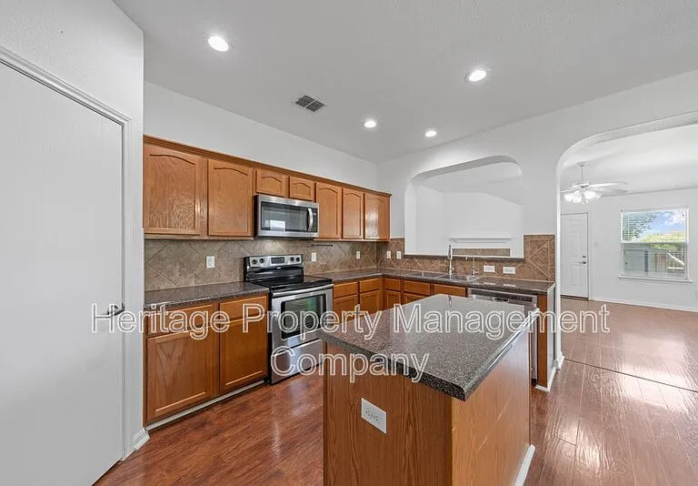 9302 Mare Country — Photo 8