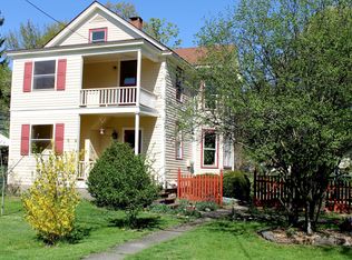 35 Washington Ave, Round Lake, NY 12151
