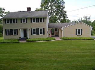 12 Anita Dr, Glenville, NY 12302