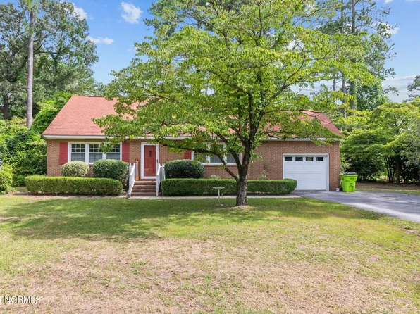 5212 Pinetree Lane, Trent Woods, NC 28562