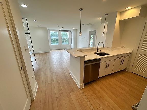 3rd image of 1618 11th St NW APT 302